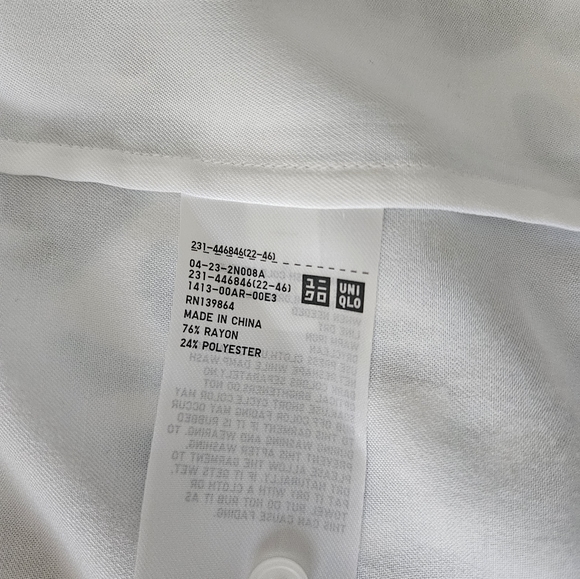 Uniqlo white rayon short sleeve blouse size M - Picture 2 of 4